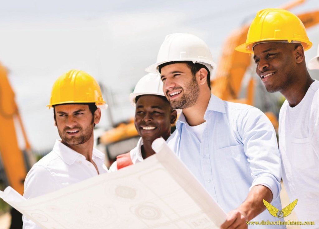  Theo học  ngành xây dựng và thương mại giúp bạn có cơ hội định cư ở Canada