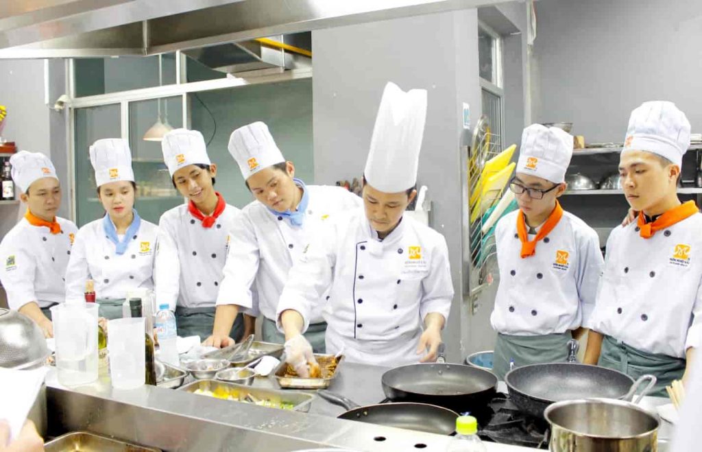 Đầu bếp được thêm vào danh sách ngành nghề ưu tiên tại Úc