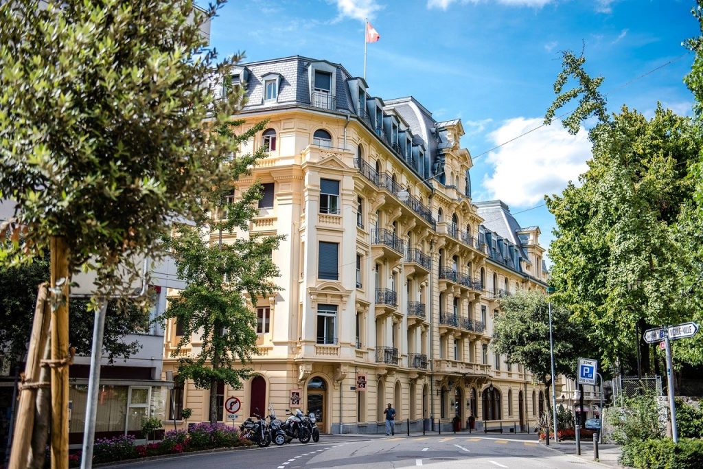 Học viện Khách sạn Montreux (HIM)