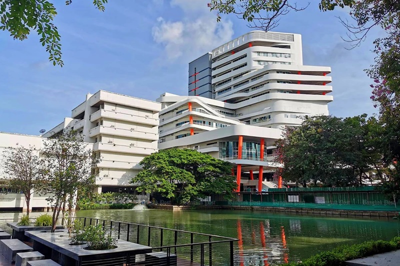 trường đại học thái lan